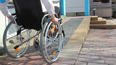 Facilitez votre mobilité avec une rampe d’accès